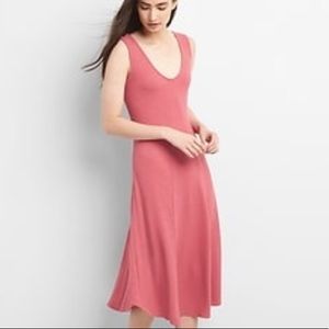 NIP Gap Ribbed V Neck Scoop Softspun Sleeveless Fit & Flare Swing Midi Dress